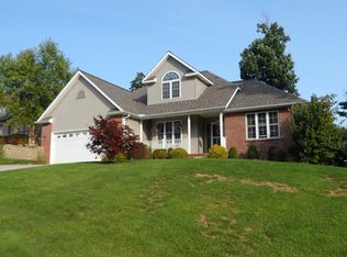 5840 Forest Xing, Erie, PA 16506