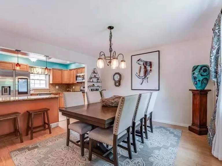 480 S Livingston Ave — Photo 21