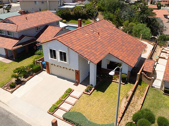 3rd image of 20111 Divino Dr