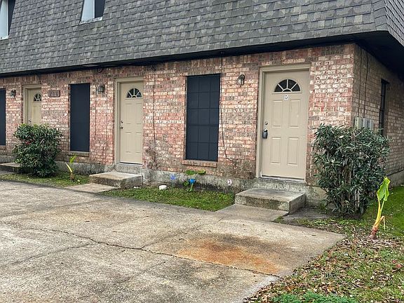 3rd image of 206 Loire Ave #D