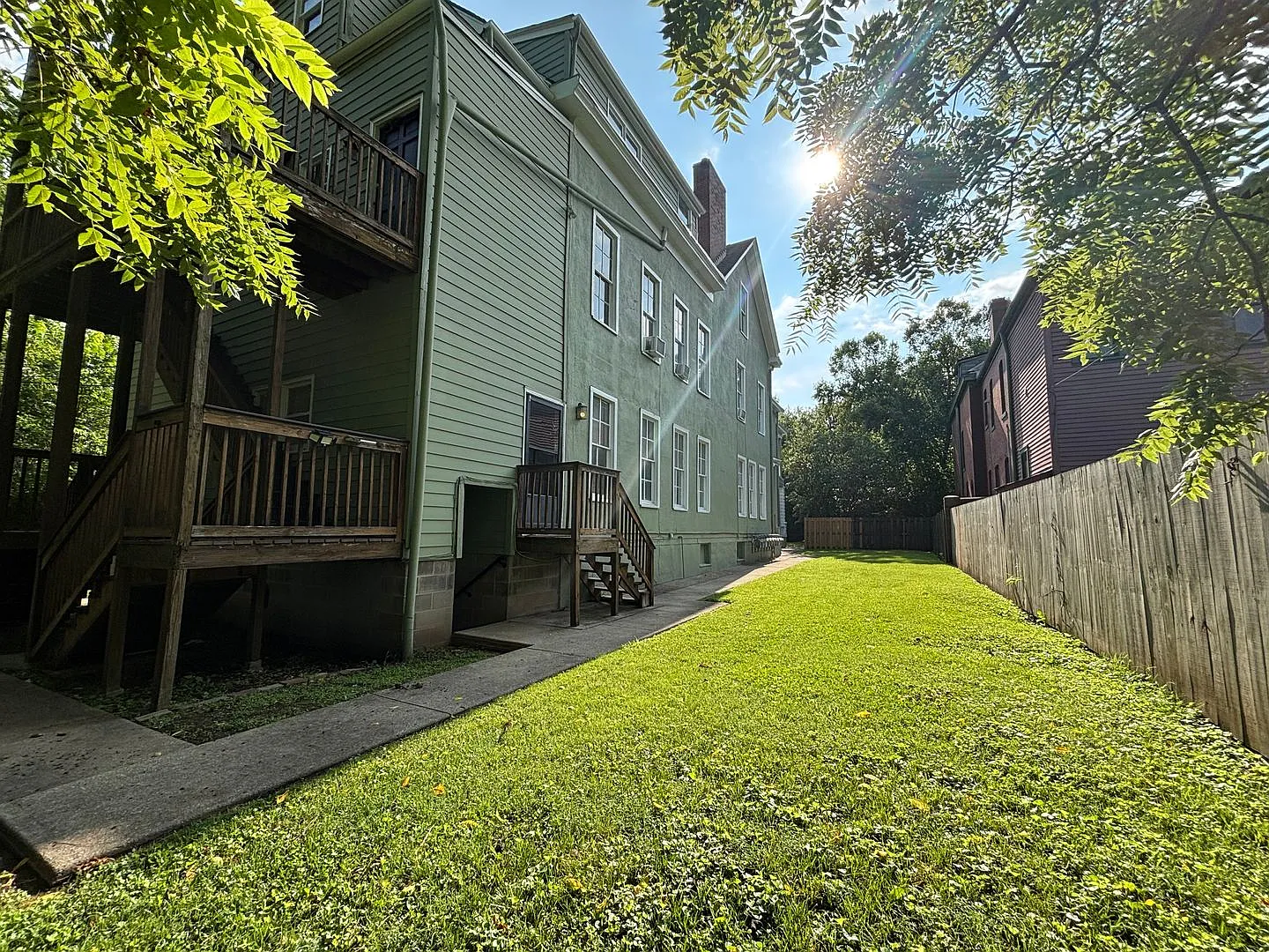 1406 S. 1st Street — Photo 3