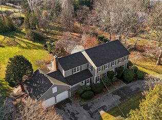 6 Strawberry Dr, Barrington, RI 02806
