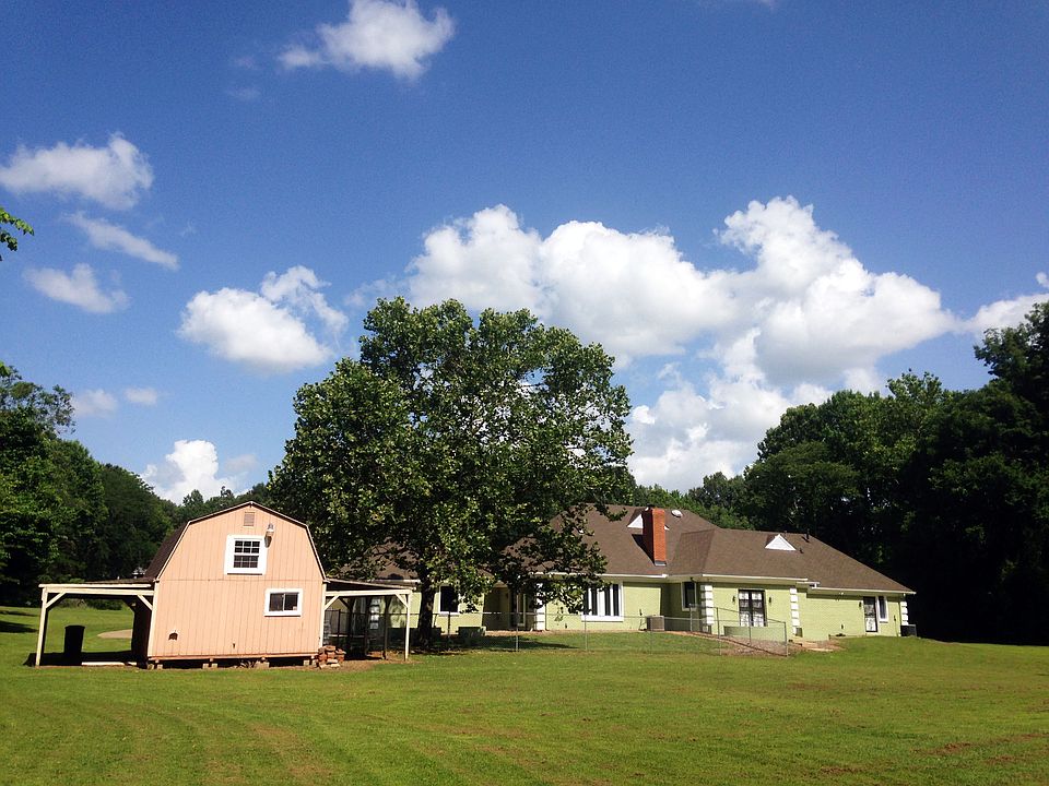1st image of 721 Woodland Trace Ln
