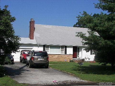 3rd image of 197 Brookside Ave