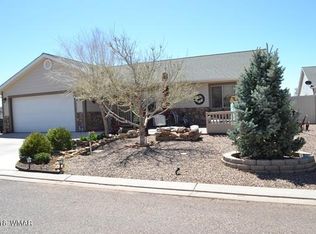 1061 E Jefferson St, Snowflake, AZ 85937