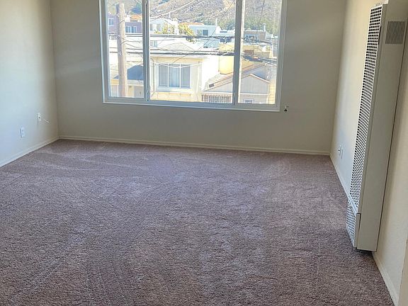 4th image of 772 Hillside Blvd APT 3