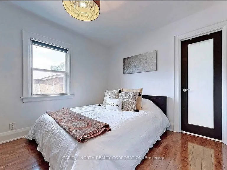 4 Belle Ayre Blvd #UPPER — Photo 8