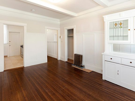 4th image of 1651 Larkin St #2