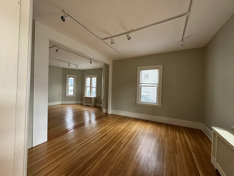 77 Boyd St #1 — Photo 5