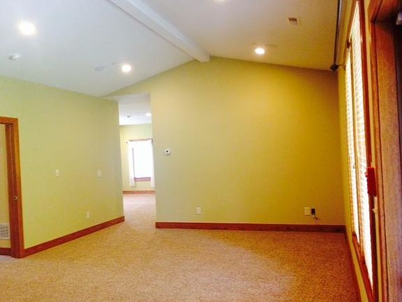 4th image of 4700 W County Road 220 N