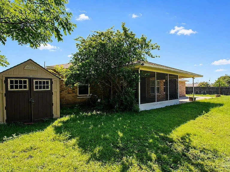 10609 Creek Ridge Dr — Photo 20