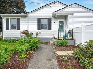 19 Arnold Ave, Chicopee, MA 01013