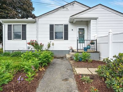 19 Arnold Ave, Chicopee, MA, 01013