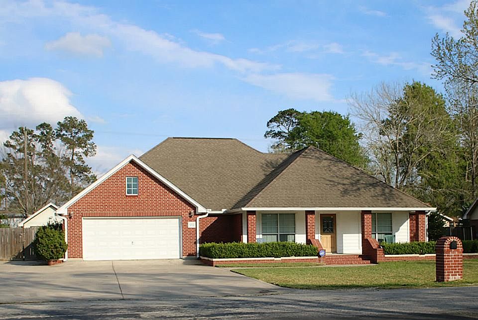 1st image of 12702 Fisher Dr