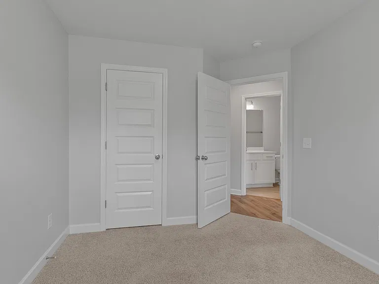 165 Harvard Dr — Photo 26