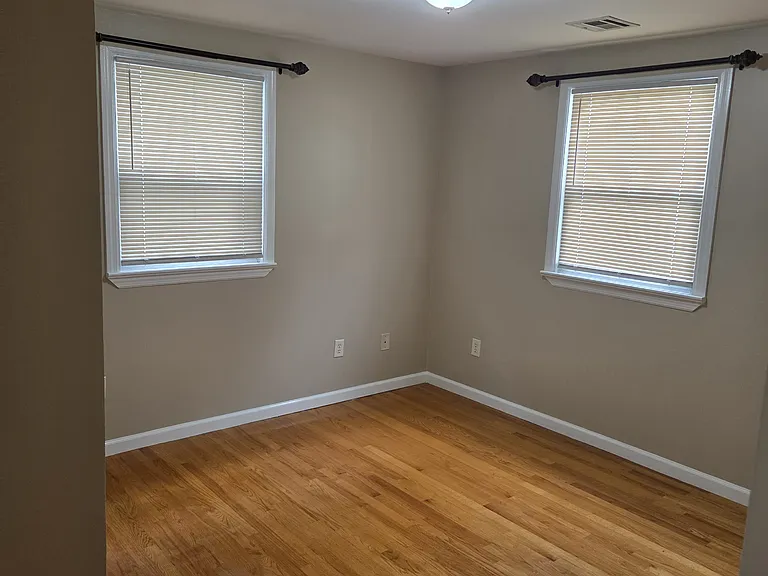 362 Forest St #1 — Photo 4
