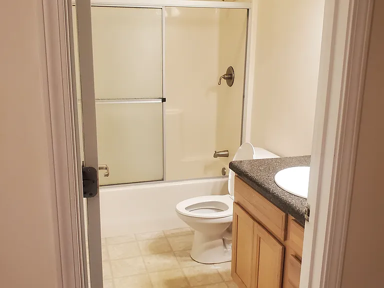 275 Arch St — Photo 19