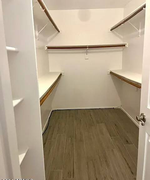 1237 E Glenhaven Dr — Photo 13