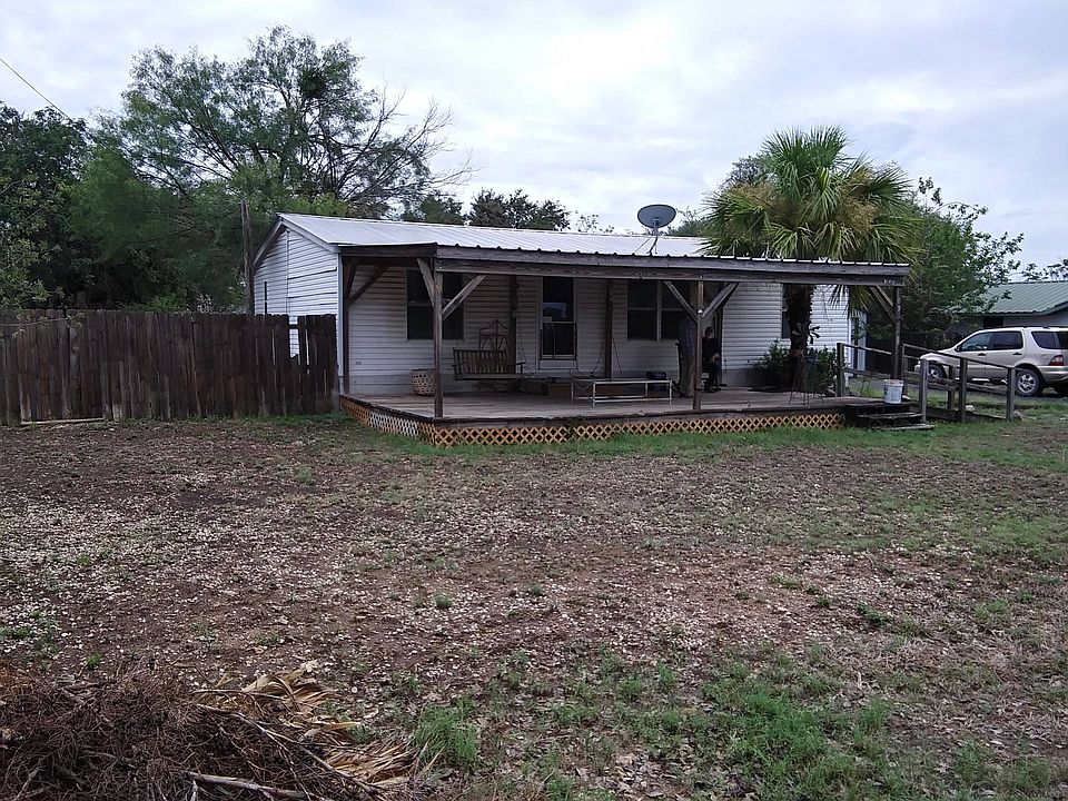 1st image of 309 E 8th St