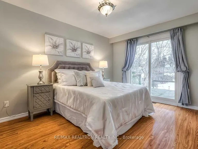 101 Dunelm St — Photo 9