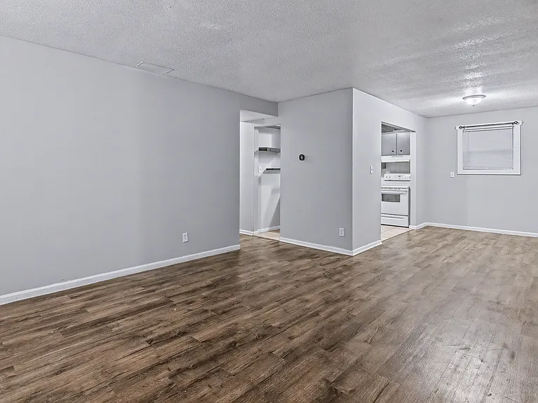 600 S Missouri Ave #2 — Photo 1