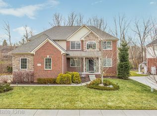 5263 Vineyard St, Commerce Twp, MI 48382