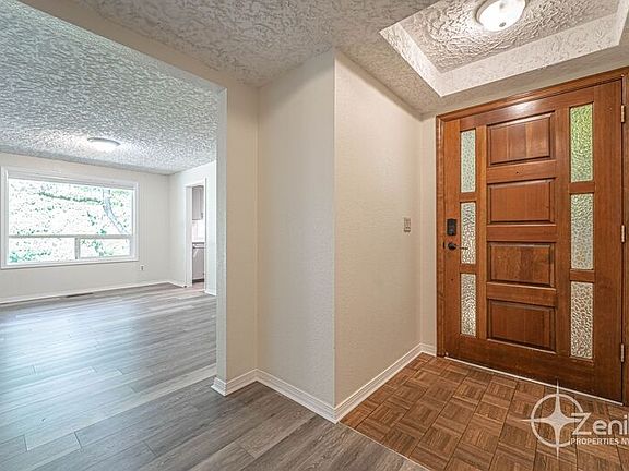3rd image of 6508 NW Lupin St