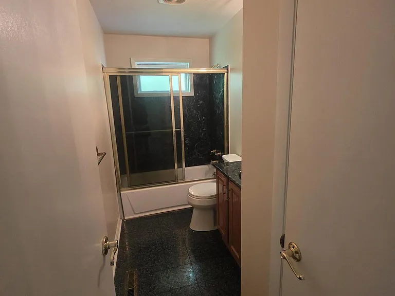 12217 Ledges Dr — Photo 7