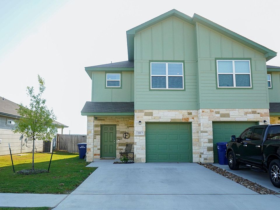 1st image of 255 Valley Dr