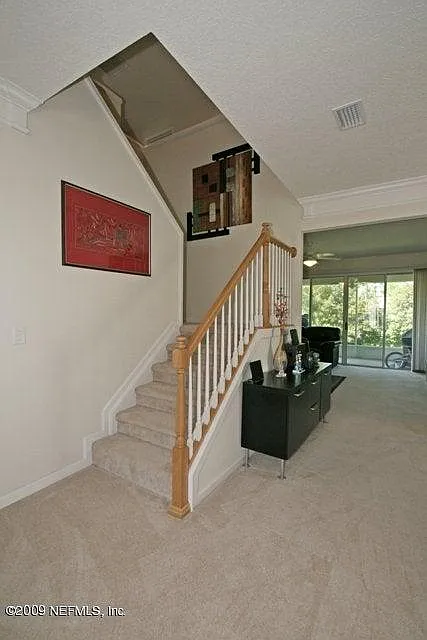 4 bed, 2764 sqft, $2,850 — Photo 3