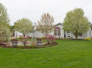 R9611 County Rd Q, Hatley, WI 54440