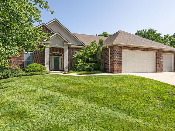 2nd image of 4003 Damson Ct