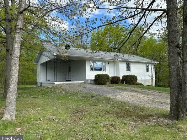 77 Peachtree Rd, Keyser, WV 26726