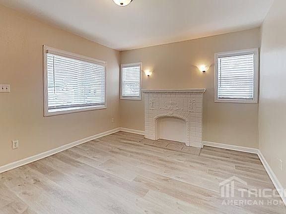 4th image of 7706 S Halldale Ave
