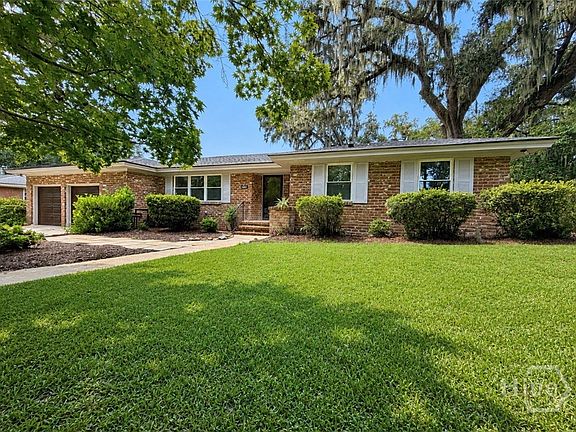 2nd image of 1462 Marlborough Way