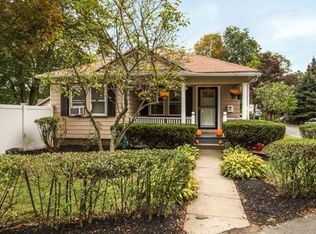 12 Greenwood St, Wakefield, MA 01880