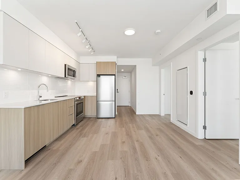 8420 Ash St — Photo 82