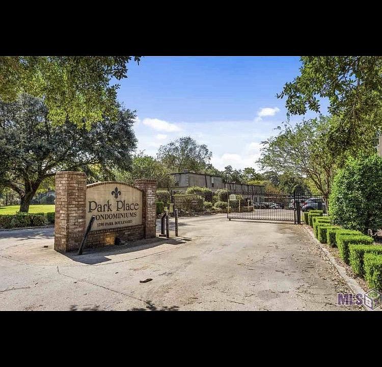 1st image of 1290 Park Place Blvd #118