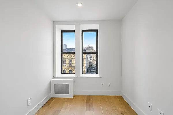 Bedroom, photo 1