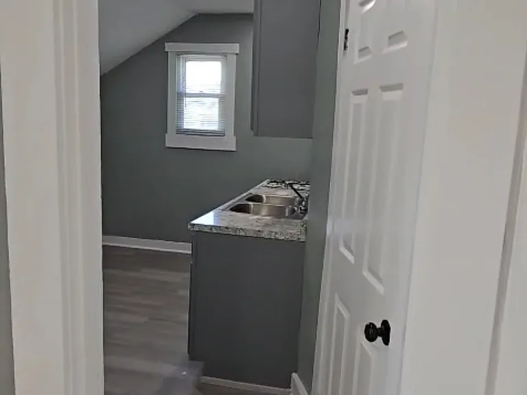 49 Burns Ave #49 — Photo 19