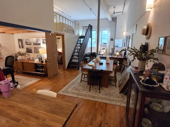 57 Scholes Street image 1 of 6