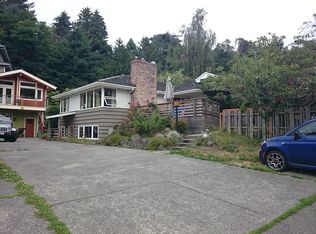 4350 SW Cloverdale St, Seattle, WA 98136