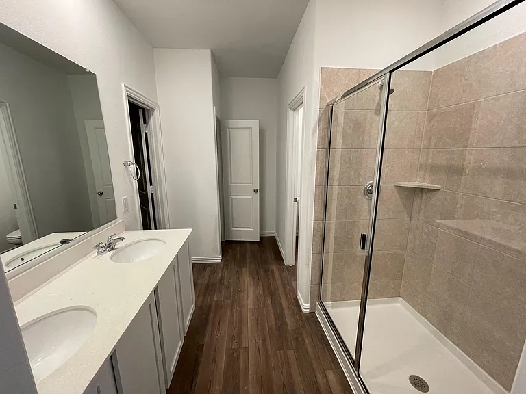 3700 Milkweed Rd — Photo 5