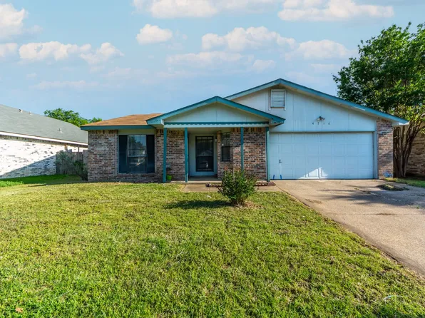4716 Rose Of Sharon Ln, Fort Worth, TX 76137