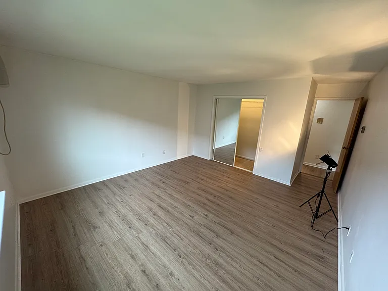 460B Liberty St #208 — Photo 23