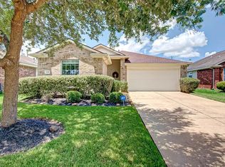 2018 Kashmere Spring Ln, Fresno, TX 77545