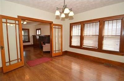 2nd image of 425 Indiana Ave