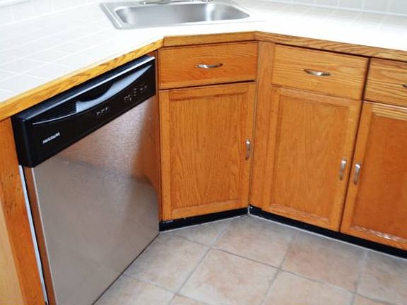 4th image of 2588-H S Arlington Mill Dr #8