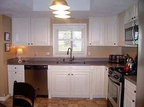 4th image of 1029 Sarah Ln