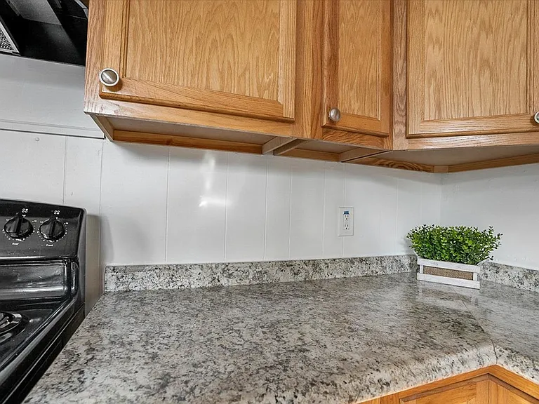 2448 Rainbow Ct — Photo 14